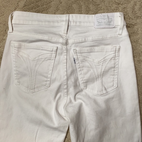 Levi’s 721 High Rise Skinny Jeans - Picture 3 of 4